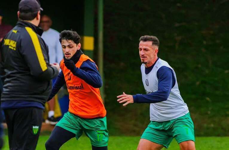 Ponte Preta x Ypiranga: onde assistir, prováveis escalações e detalhes do duelo pela Série C. Imagem: Pablo Nunes YFC