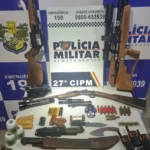 Patrulha da Polícia Militar intercepta veículo com armas e equipamentos de caça na zona rural de Mato Grosso