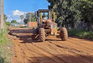 Prefeitura intensifica servicos de recuperacao e manutencao de vias nos bairros de Caceres -CenárioMT
