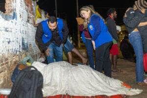 Rondonópolis lança campanha “Aquecendo Vidas” para proteger pessoas em situação de rua do frio