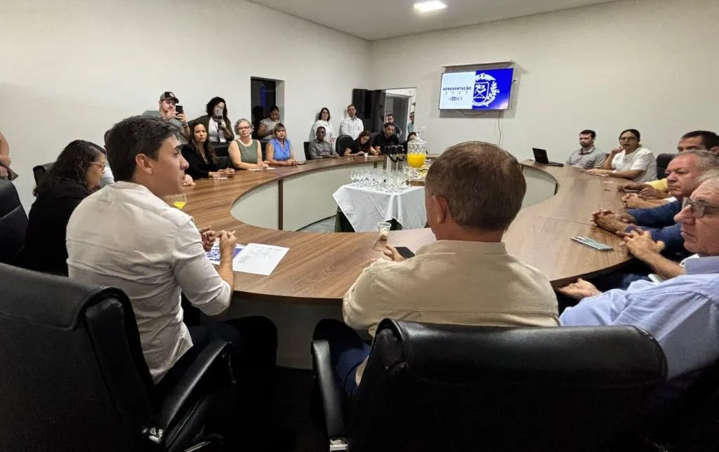 Seduc ouve demandas e alinha metas em visita a polo regional em Mato Grosso