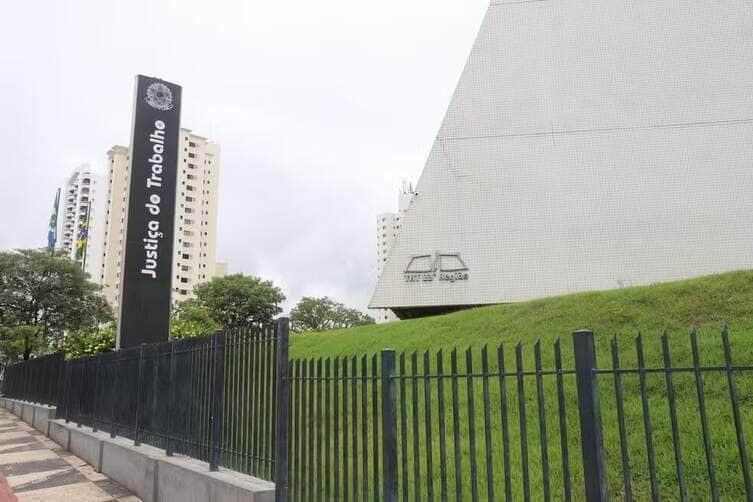 Evento começa nesta segunda-feira (26), em Cuiabá, com palestra da ministra Delaíde Arantes. Mobilização segue até sexta (30) e busca promover acordos trabalhistas e fortalecer a cultura da paz nas relações de trabalho.