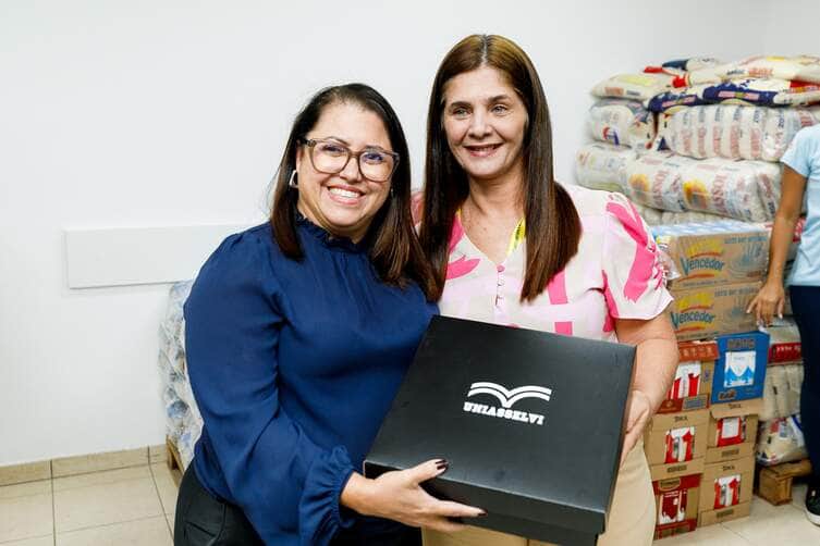 Uniasselvi doa 3,5 toneladas de alimentos para famílias em vulnerabilidade em Cuiabá