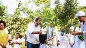 Várzea Grande recebe 1ª muda de Baobá plantada em APP pública de Mato Grosso