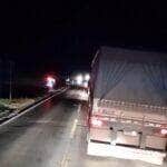 Colisão entre carretas é registrada na BR-163 entre Nova Mutum e Lucas do Rio Verde