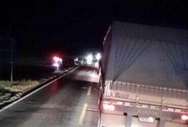 Colisão entre carretas é registrada na BR-163 entre Nova Mutum e Lucas do Rio Verde