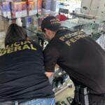 Polícia Federal apreende cerca de 3 mil cigarros eletrônicos contrabandeados em operação na rodoviária de Cuiabá