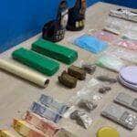 Durante estágio operacional, policiais apreendem mais de 1 kg de maconha, pasta base, balanças de precisão e conduzem três suspeitos no bairro Primavera II