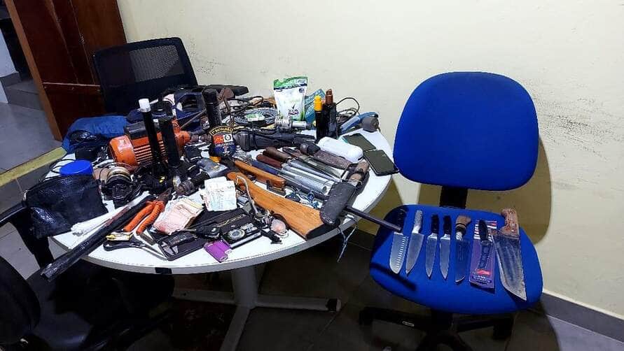 Suspeito de 39 anos foi localizado pela Polícia Militar durante a Operação Tolerância Zero, após invadir propriedades e furtar alimentos, gasolina e ferramentas