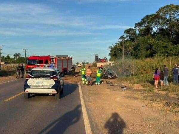 Grave acidente em rodovia de Mato Grosso deixa um morto carbonizado e três feridos