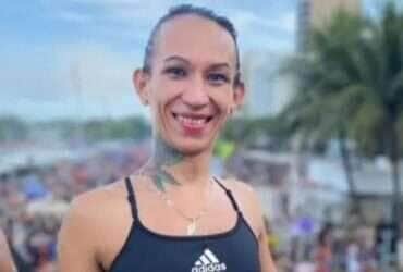 Rio de Janeiro (RJ), 03/05/2025 - Danny Rocha, uma mulher trans, cozinheira da CasaNem, ativista e referência de acolhimento e resistência na Lapa. Foto: bennybriolly/Instagram