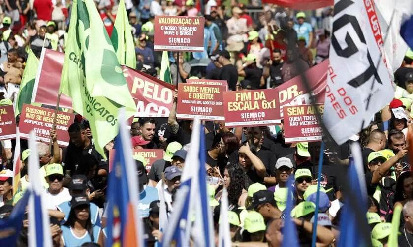São Paulo (SP), 01/05/2025. Ato do dia 1º de Maio das Centrais Sindicais, na Praça Campo de Bagatelle,. Foto: Paulo Pinto/Agência Brasil