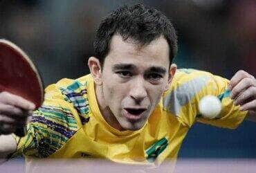 2024.07.31 - Jogos Olímpicos Paris 2024 - Tênis de Mesa Masculino. O atleta Hugo Calderano, do Brasil, joga oitavas do tênis de mesa. Foto: Alexandre Loureiro/COB.