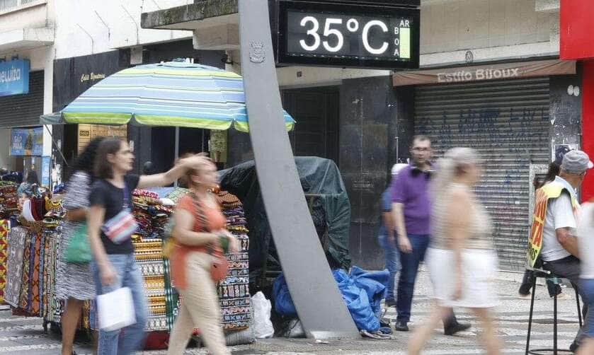 São Paulo (SP), 22/01/2025 - Termômetro no centro de São Paulo marca temperatura alta no início da tarde. Foto: Paulo Pinto/Agência Brasil