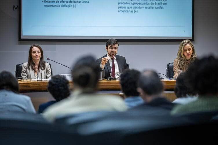 Governo Federal eleva projeção de crescimento do Produto Interno Bruto de 2025 para 2,4% - Diogo Zacarias/MF