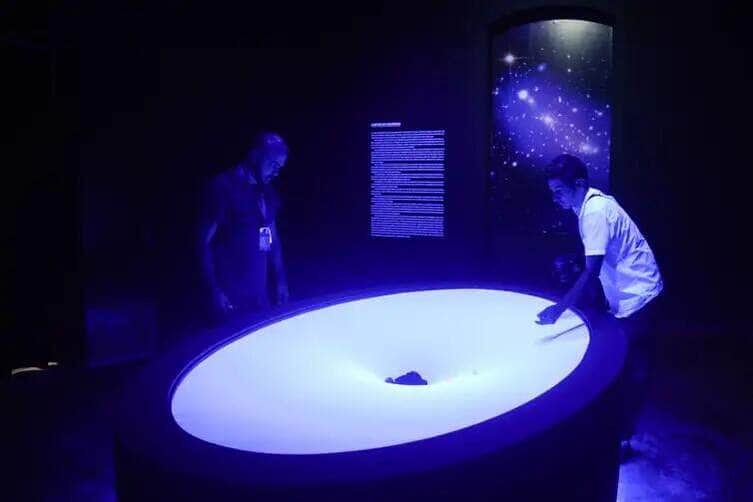 Tomaz Silva/Agência Brasil O Museu de Astronomia inaugura a exposição Eclipse, que marca a comemoração do centenário da comprovação da teoria da relatividade geral de Albert Einstein, em São Cristóvão, na zona norte do Rio de Janeiro.