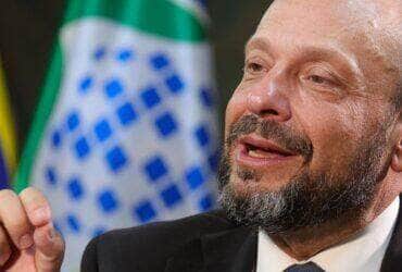 Brasília (DF) 09/05/2025 - O presidente do INSS, Gilberto Waller, durante entrevista para a TV Brasil/ EBC  Foto: Fabio Rodrigues-Pozzebom/ Agência Brasil