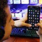 Brasília (DF), 27/01/2025 - Crianças com perfil aberto em redes sociais. Ian Fernandes de Alencar. Foto: Bruno Peres/Agência Brasil