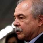 Rio de Janeiro (RJ), 25/02/2025 - O presidente do banco, Aloizio Mercadante, fala durante coletiva em que o Banco Nacional de Desenvolvimento Econômico e Social (BNDES) divulga o resultado financeiro e o desempenho operacional do ano de 2024 , na sede da instituição, no centro da cidade  Foto: Tânia Rêgo/Agência Brasil