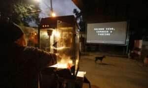 São Paulo SP 26/08/2023 - Favela do Moinho, na região central paulistana, celebra neste sábado (26) os dez anos da derrubada do muro que cercava a comunidade. A barreira, segundo laudo do Corpo de Bombeiros emitido à época, dificultava a evacuação do local em caso de incêndio. Foto Paulo Pinto/Agência Brasil