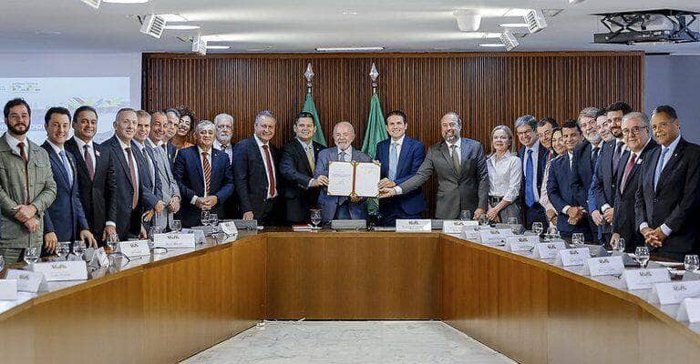 Nova Tarifa Social de Energia Elétrica vai beneficiar mais de 60 milhões de brasileiros - Ricardo Stuckert/PR