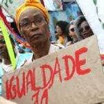 Rio de Janeiro (RJ), 30/07/2023 - IX Marcha das Mulheres Negras do Rio de Janeiro, na praia de Copacabana, zona sul da cidade. Foto:Tânia Rêgo/Agência Brasil