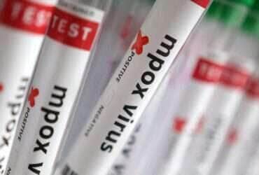 Teste positivo para Mpox 
20, 2024. REUTERS/Dado Ruvic/Illustration