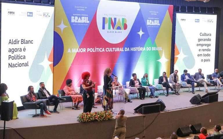 Senado aprova PL que torna Política Nacional Aldir Blanc permanente - Divulgação