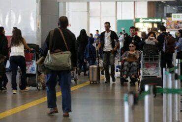 Transporte aéreo de passageiros já é 4% superior ao período pré-pandemia -