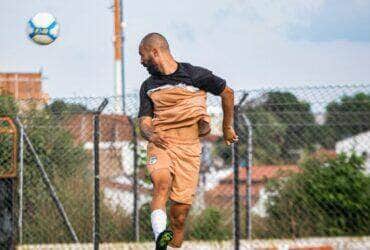 Treze x Santa Cruz-RN: onde assistir, escalações e tudo sobre o jogo da Série D. Imagem: Divulgação Treze