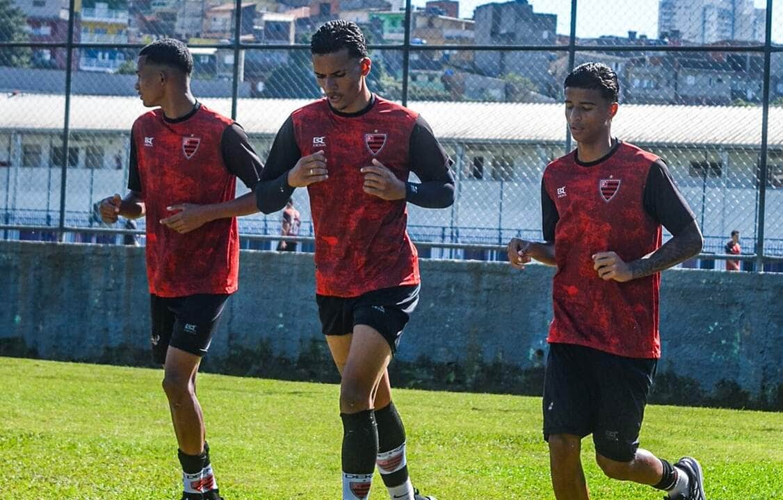 Oeste x Taubaté: confronto vale posições na Copa Paulista 2025. Imagem: Divulgação Oeste Oeste x Taubaté: confronto vale posições na Copa Paulista 2025. Imagem: Divulgação Oeste