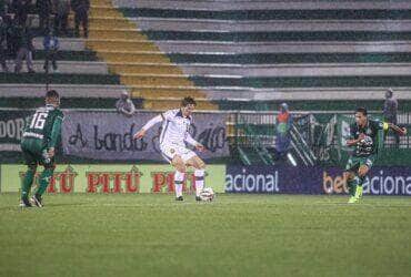 Amazonas x Athletic AO VIVO: onde assistir, escalações e tudo sobre o duelo da Série B. Imagem: Divulgação Amazonas