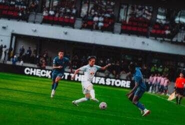 Salzburg x Real Madrid: onde assistir, horário e tudo sobre o jogo decisivo no Mundial de Clubes. Imagem: Divulgação Salzburg