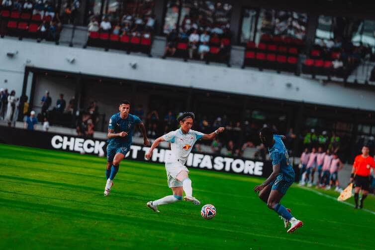 Salzburg x Real Madrid: onde assistir, horário e tudo sobre o jogo decisivo no Mundial de Clubes. Imagem: Divulgação Salzburg