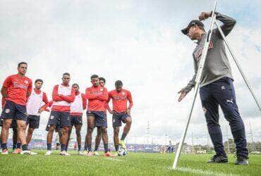 Red Bull Bragantino x Bahia: Onde assistir ao vivo, escalações e tudo sobre o duelo decisivo pelo Brasileirão 2025. Imagem: Ari Ferreira/Red Bull Bragantino