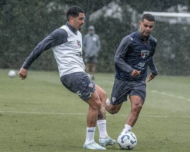 São Paulo x Vasco: onde assistir, prováveis escalações e tudo sobre o confronto no Morumbi pela 12ª rodada do Brasileirão 2025. Imagem: SPFC