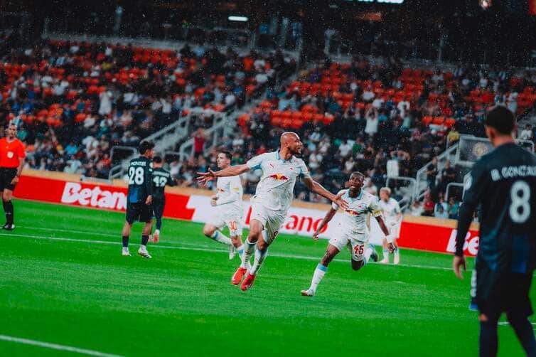 RB Salzburg x Al Hilal: onde assistir, escalações e tudo sobre o jogo da Copa do Mundo de Clubes. Imagem: Divulgação RB Salzburg