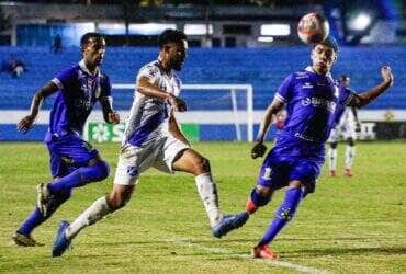 Santo André x São José promete emoção no ABC; onde assistir ao vivo. Imagem: Victor Cônsoli/ECT