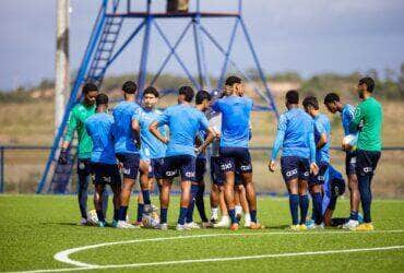 Bahia x Náutico: Onde assistir, retrospecto, escalações e palpites para o duelo decisivo da Copa do Nordeste 2025. Imagem: Letícia Martins/EC Bahia