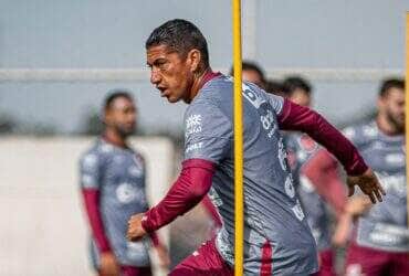 Vila Nova x Atlético-GO: Clássico goiano esquenta a Série B neste sábado. Imagem: @betocorreaphoto