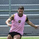 Amazonas x Vila Nova: onde assistir, escalações e tudo sobre o duelo da Série B. Imagem: @joaonormandoc AMFC