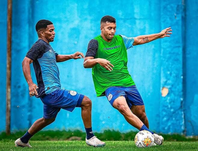 Confiança x Bahia: Onde assistir ao vivo, escalações e tudo sobre o duelo pela Copa do Nordeste. Imagem: @luiizneto