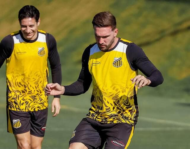 Operário-PR x Novorizontino ao vivo: onde assistir, horário e escalações pela Série B. Imagem: @ozzair_junior Novorizontino Operário-PR x Novorizontino ao vivo: onde assistir, horário e escalações pela Série B. Imagem: @ozzair_junior Novorizontino