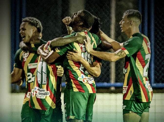 Sampaio Corrêa x Ceará: Onde assistir, escalações e tudo sobre o duelo da Copa do Nordeste 2025. Imagem: Ronald Felipe/Sampaio Corrêa