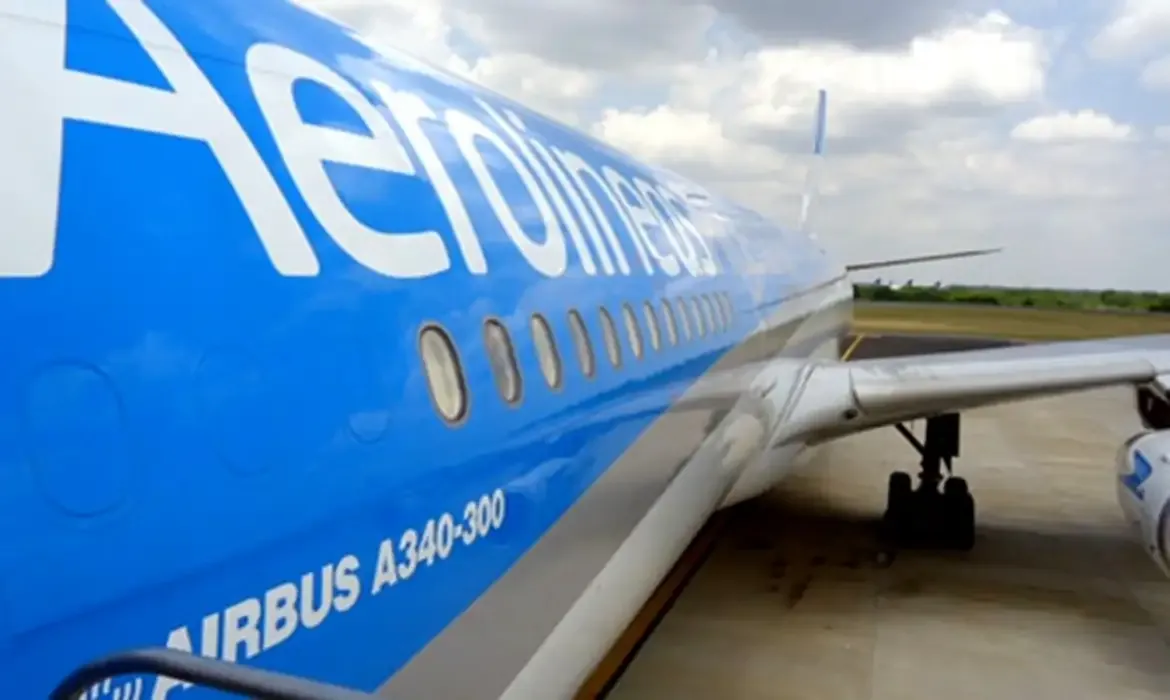 Aerolíneas é proibida de abrir novas bases no Brasil por decisão da Anac