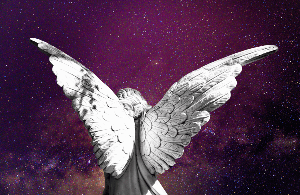 Anjo da Guarda de asas abertas