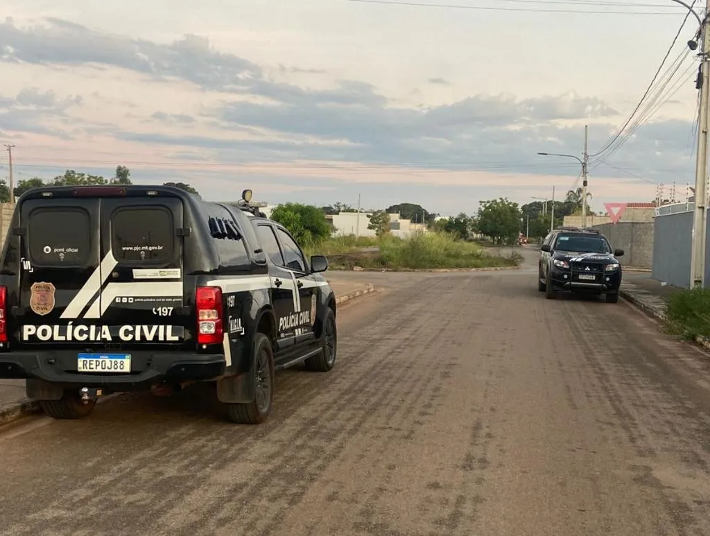 Polícia prende suspeitos de roubo e falsidade em operação em Cáceres