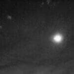 Bola de fogo atravessa os céus de Brasília