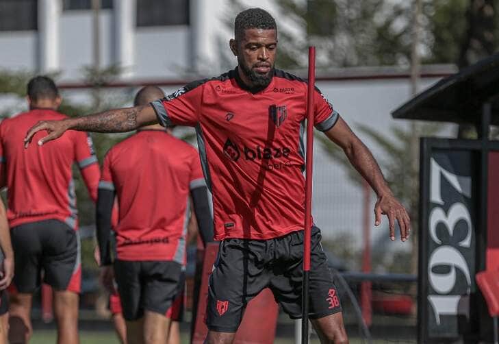 Athletico x Atlético-GO: onde assistir, escalações e detalhes do duelo da 11ª rodada da Série B. Imagem: José Tramontin athletico.com.br Athletico x Atlético-GO: onde assistir, escalações e detalhes do duelo da 11ª rodada da Série B. Imagem: Bruno Corsino/Atlético-GO