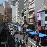 Comércio registra fechamento de vagas em março, aponta FecomércioSP